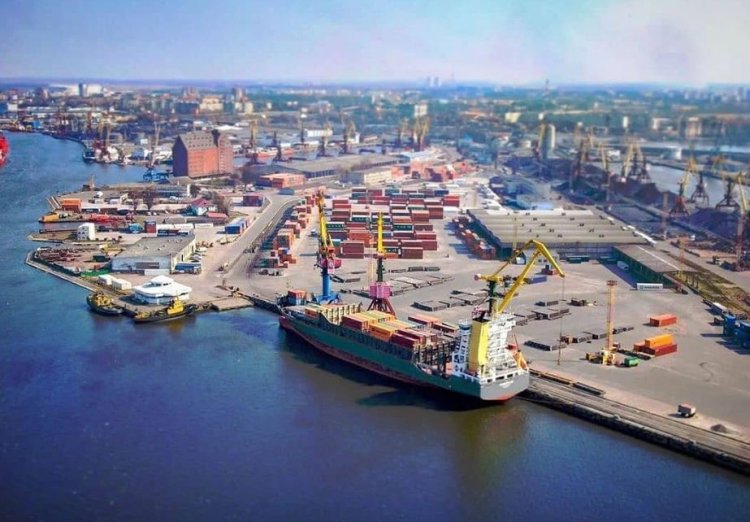 Суд взыскал в доход государства 46,5% Калининградского морского торгового порта